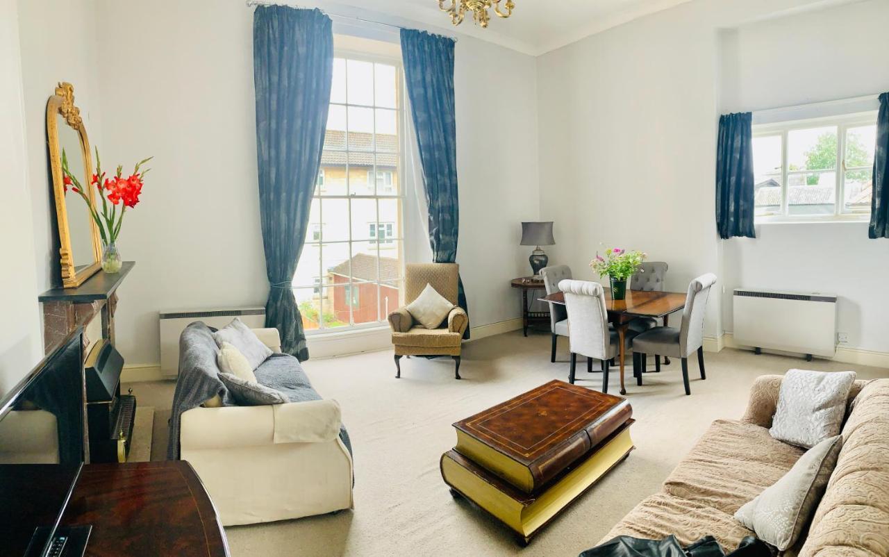 Apartmán Alexander House Corsham Exteriér fotografie